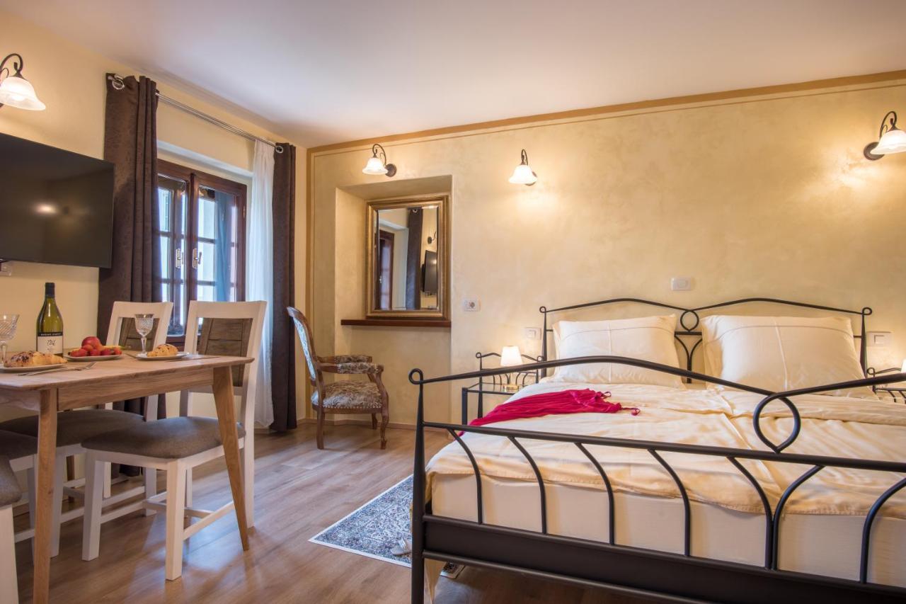 Vila Radolca Apartments & Rooms ราโดว์ลิตซา ภายนอก รูปภาพ