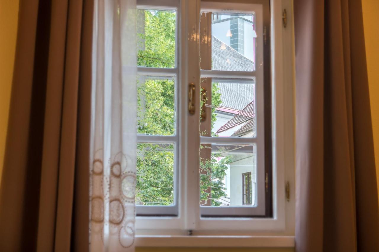 Vila Radolca Apartments & Rooms ราโดว์ลิตซา ภายนอก รูปภาพ