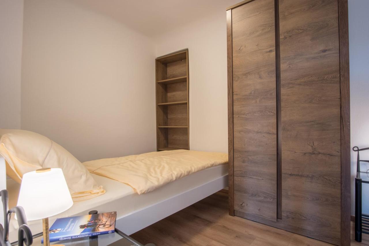 Vila Radolca Apartments & Rooms ราโดว์ลิตซา ภายนอก รูปภาพ