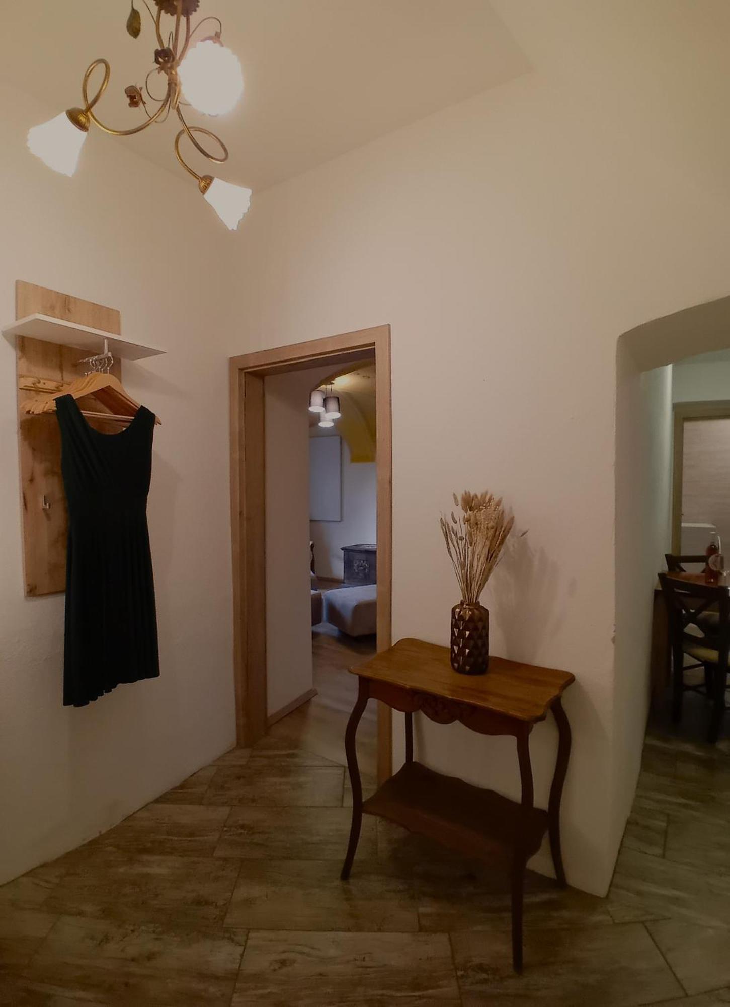 Vila Radolca Apartments & Rooms ราโดว์ลิตซา ภายนอก รูปภาพ